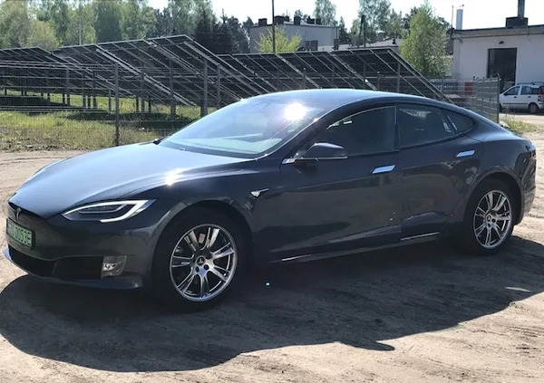 Tesla Model S cena 252000 przebieg: 15000, rok produkcji 2020 z Łomianki małe 172